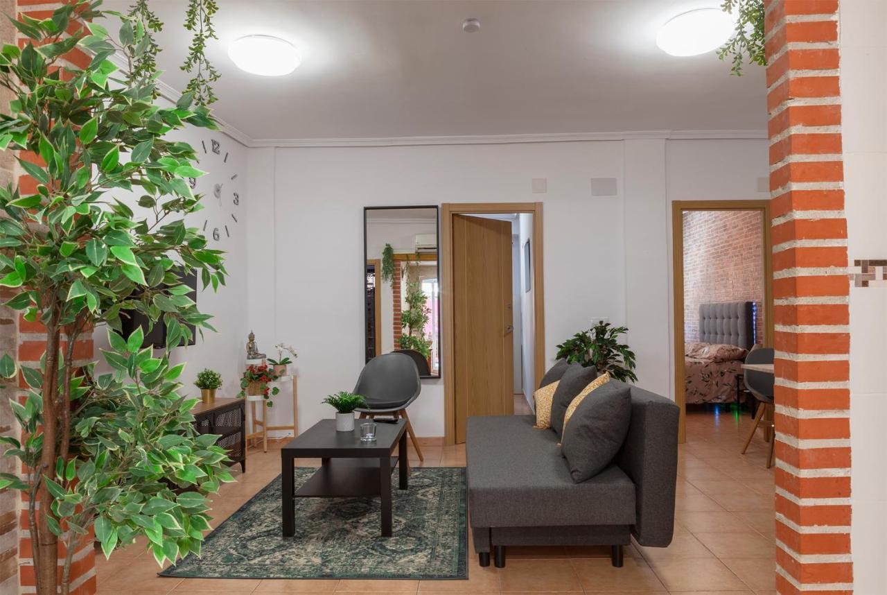 Luxury Artistic Digital Nomad 2 Bedroom W/Terrace Valencia Bagian luar foto