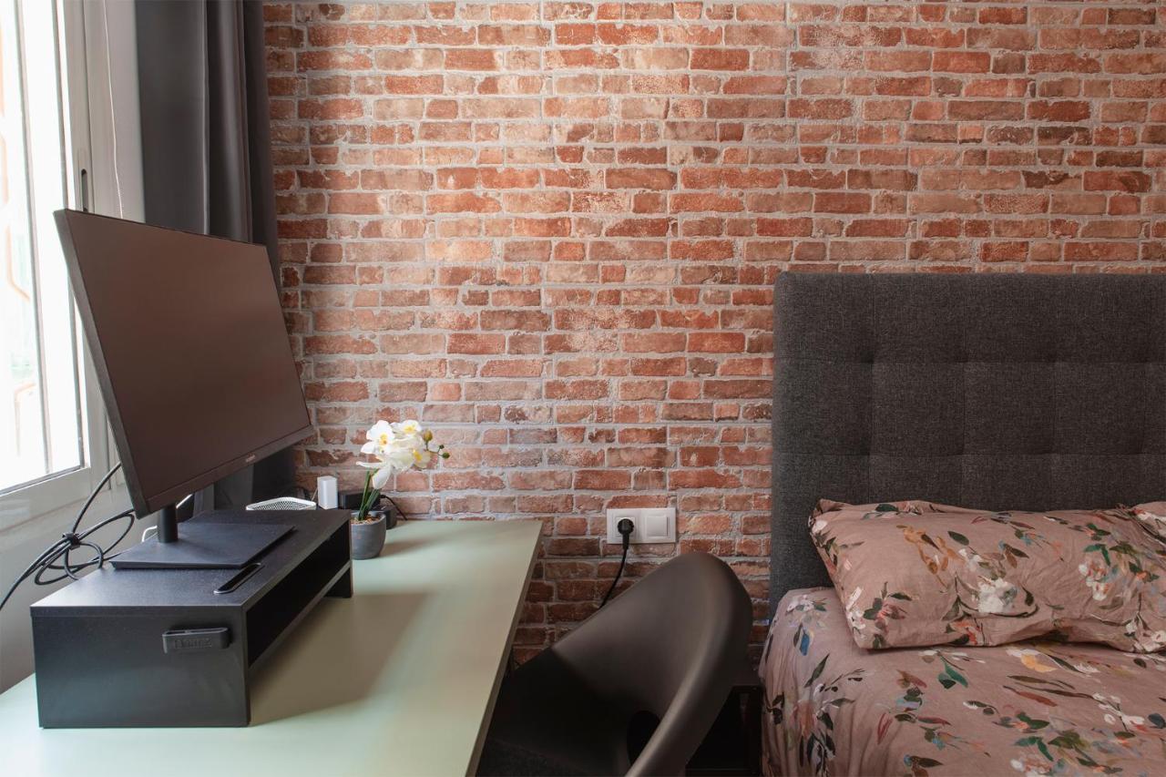 Luxury Artistic Digital Nomad 2 Bedroom W/Terrace Valencia Bagian luar foto