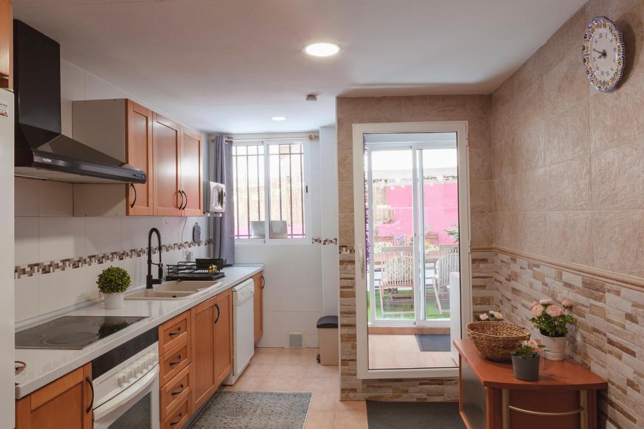 Luxury Artistic Digital Nomad 2 Bedroom W/Terrace Valencia Bagian luar foto