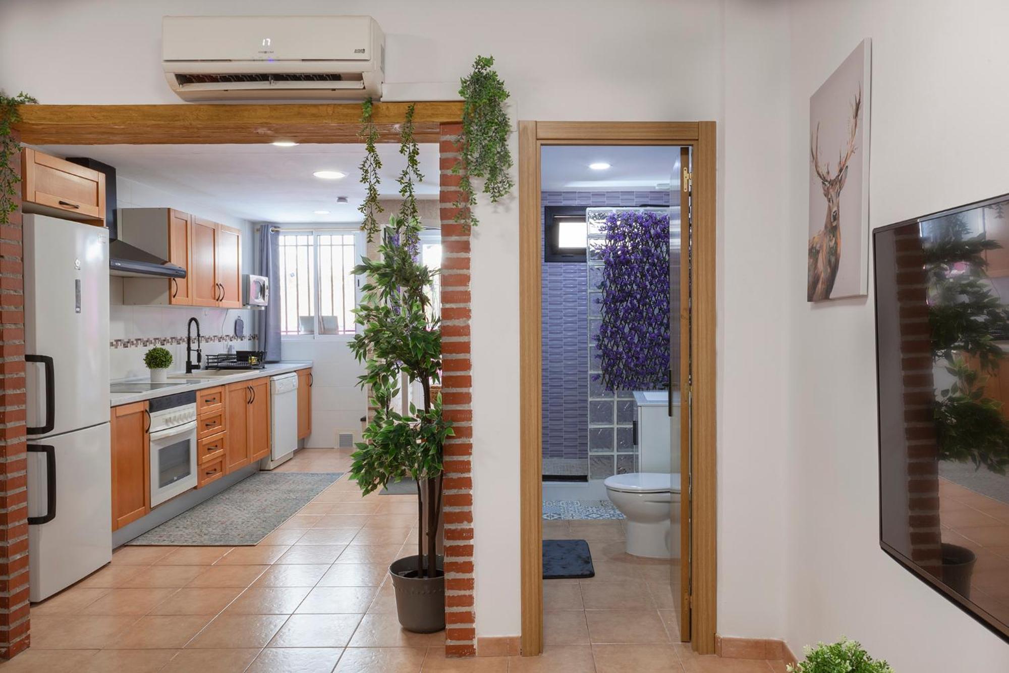 Luxury Artistic Digital Nomad 2 Bedroom W/Terrace Valencia Bagian luar foto